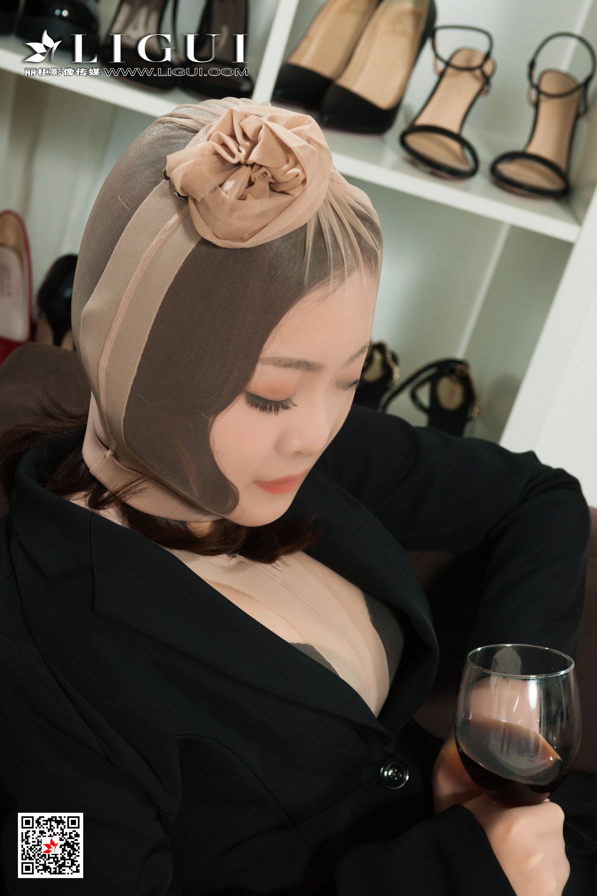 Ligui丽柜  2021.03.08 《职场新秀》火火